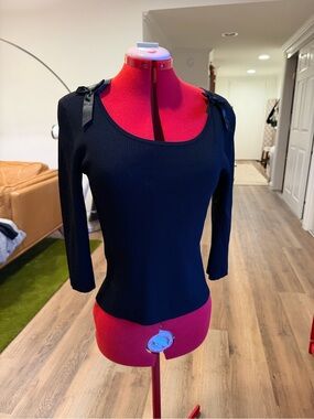 Women’s Black Ribbed Scoop Neck Top with Shoulder Ties